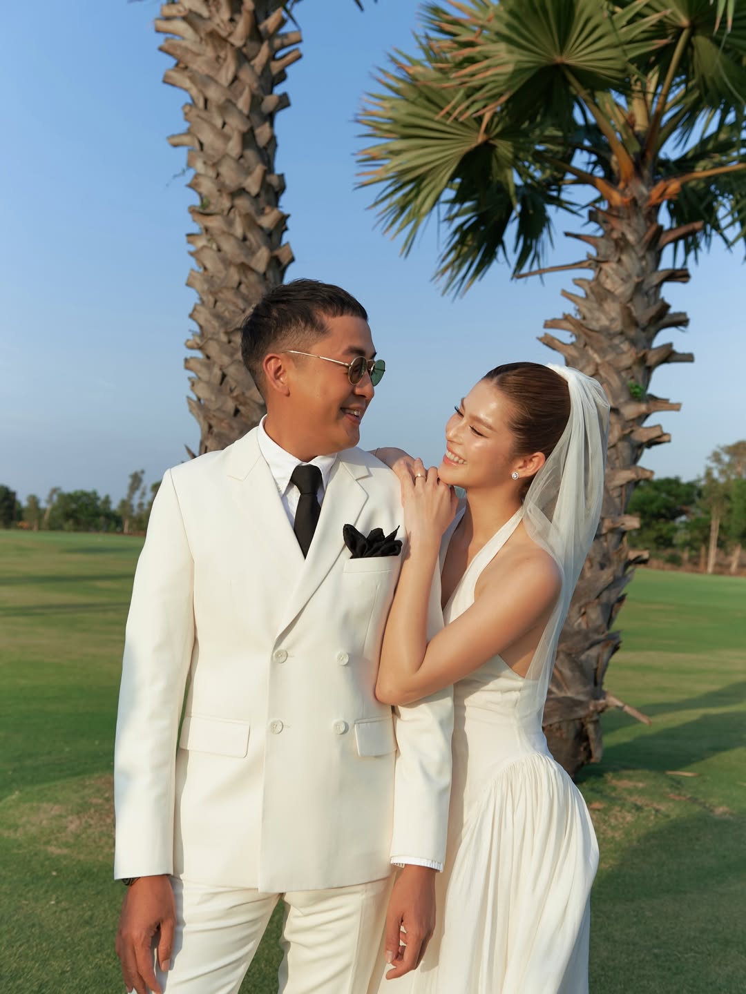 Cặp diễn viên đình đám kết hôn sau 10 năm yêu, khoảnh khắc cô dâu chú rể gây xôn xao- Ảnh 4.