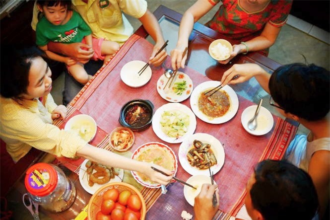 Phong trào ăn Tết healthy trên mạng xã hội và cú “vỡ mộng” của phụ nữ ngoài 30- Ảnh 3.