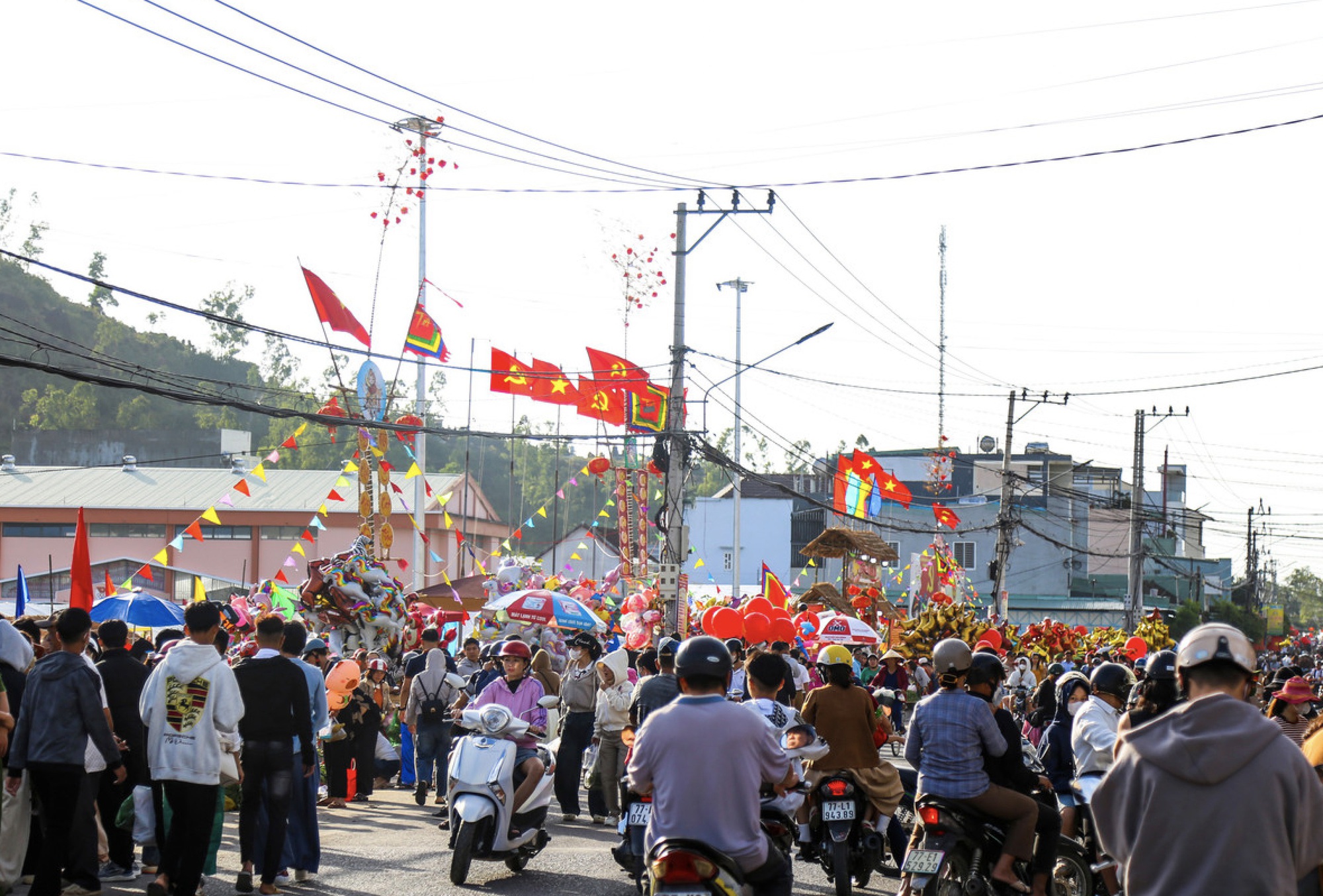 “Độc lạ” chợ Gò mỗi năm chỉ họp duy nhất vào mùng 1 Tết - Ảnh 6.