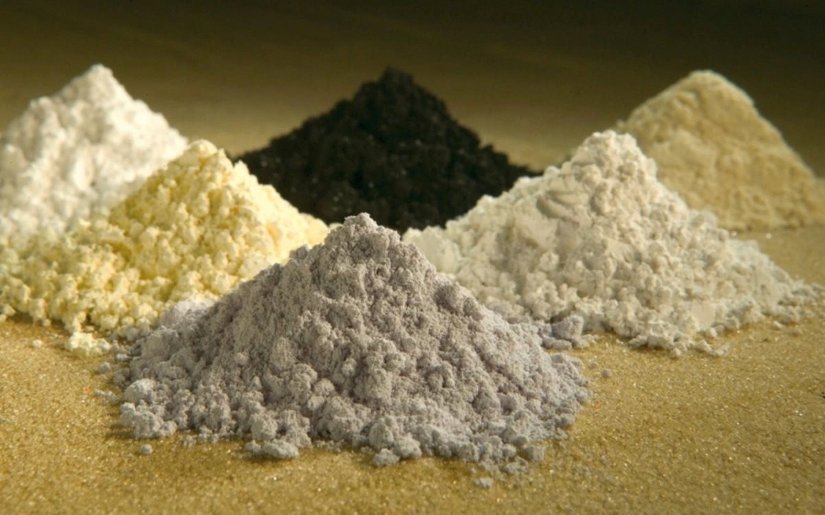 Trung Quốc thắt chặt xuất khẩu các nguyên tố đất hiếm, Nhật Bản 'quay xe' sang nhập hàng từ quốc gia này - Ảnh 2.