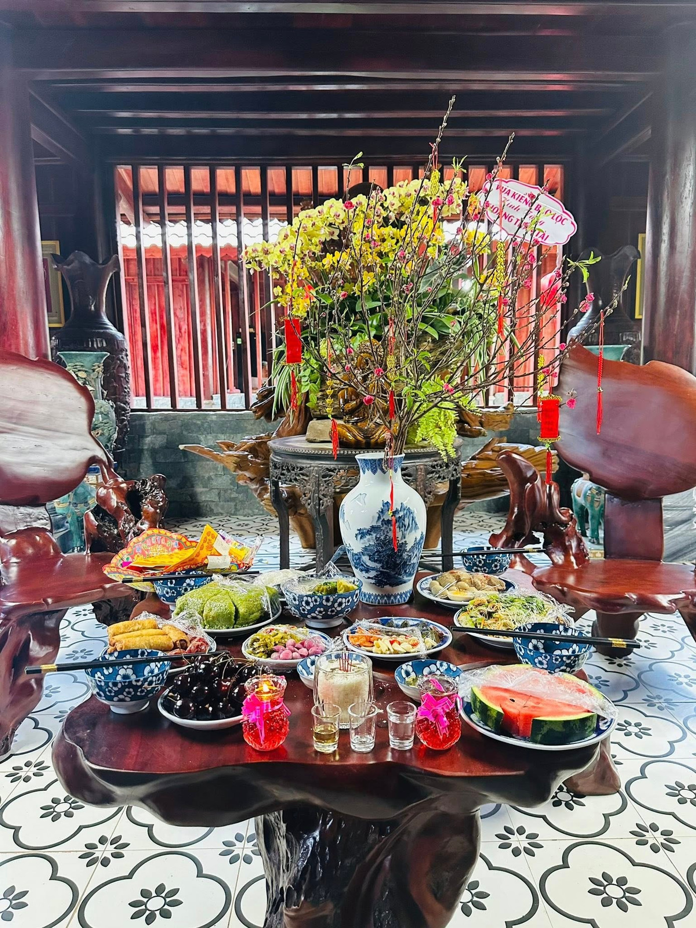 Mâm cơm tất niên nhà NSND Công Lý- Ảnh 15.