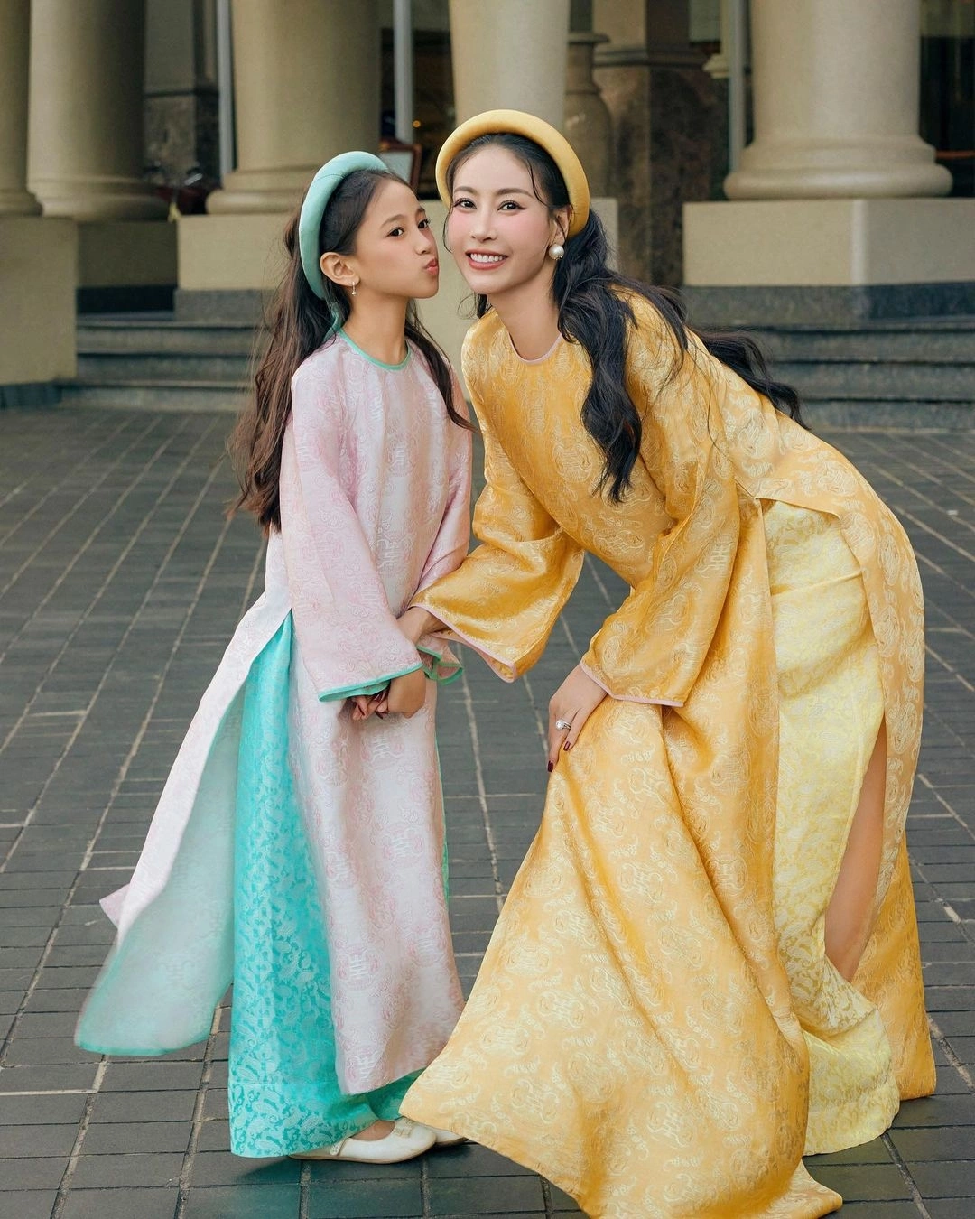 Hoa hậu Việt từng lãi 900 cây vàng, giờ sống trong biệt thự 400 tỷ Quận 2, sở hữu penthouse dát vàng: Có con gái út xinh như thiên thần - Ảnh 8.