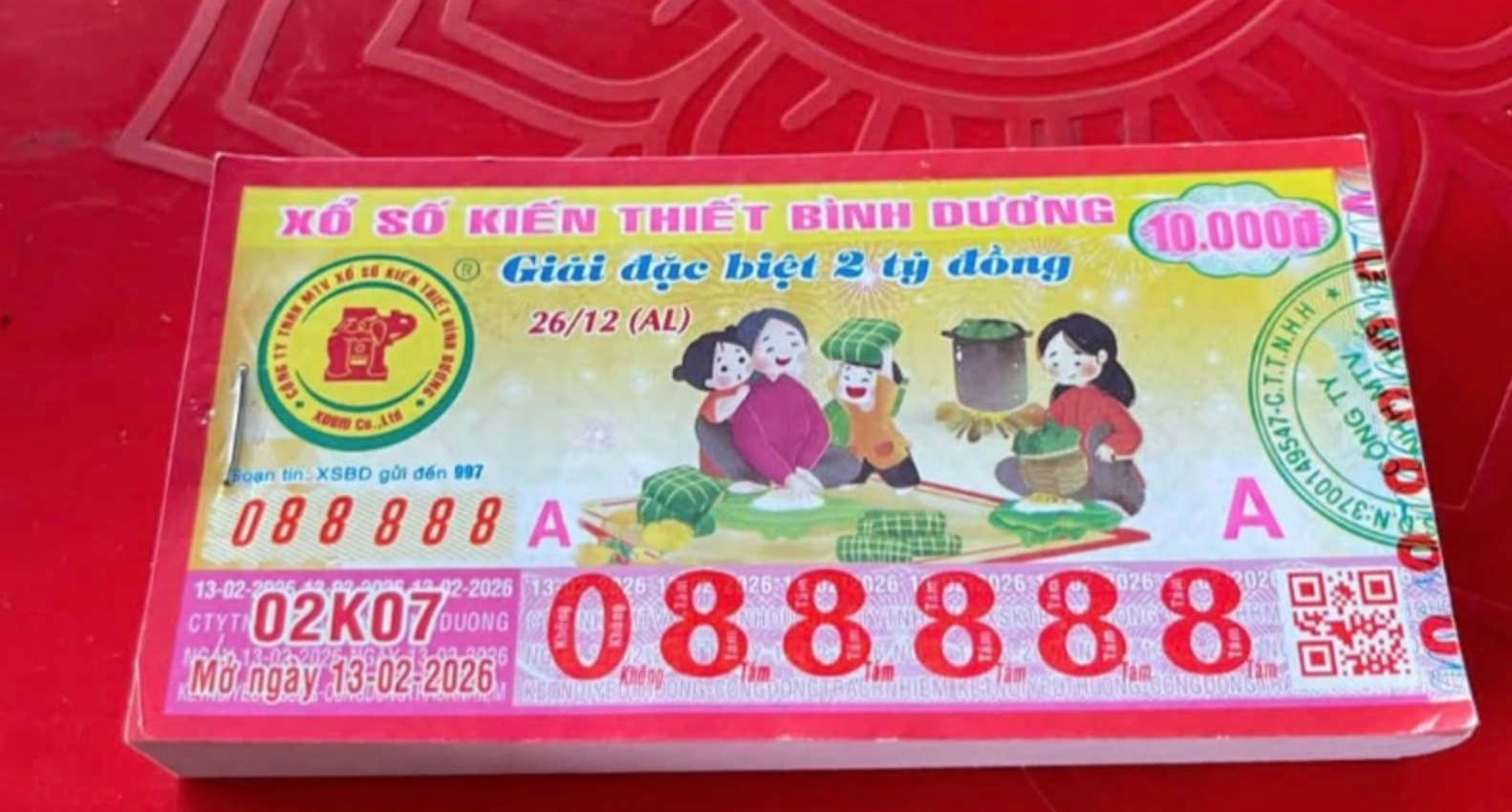 Thấy dãy số đẹp quá, đại lý vé số giữ lại không bán, bất ngờ trúng 160 tờ: Lĩnh thưởng bao nhiêu?- Ảnh 1.