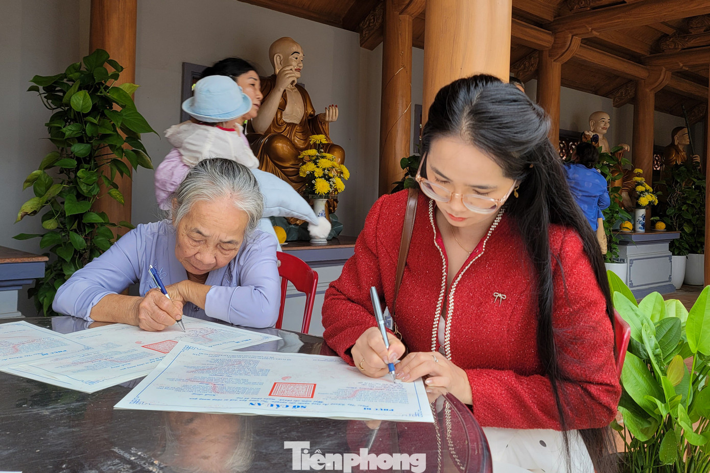 Chen chân cầu an đầu năm ở cổ tự 700 tuổi tại Quảng Trị- Ảnh 8.