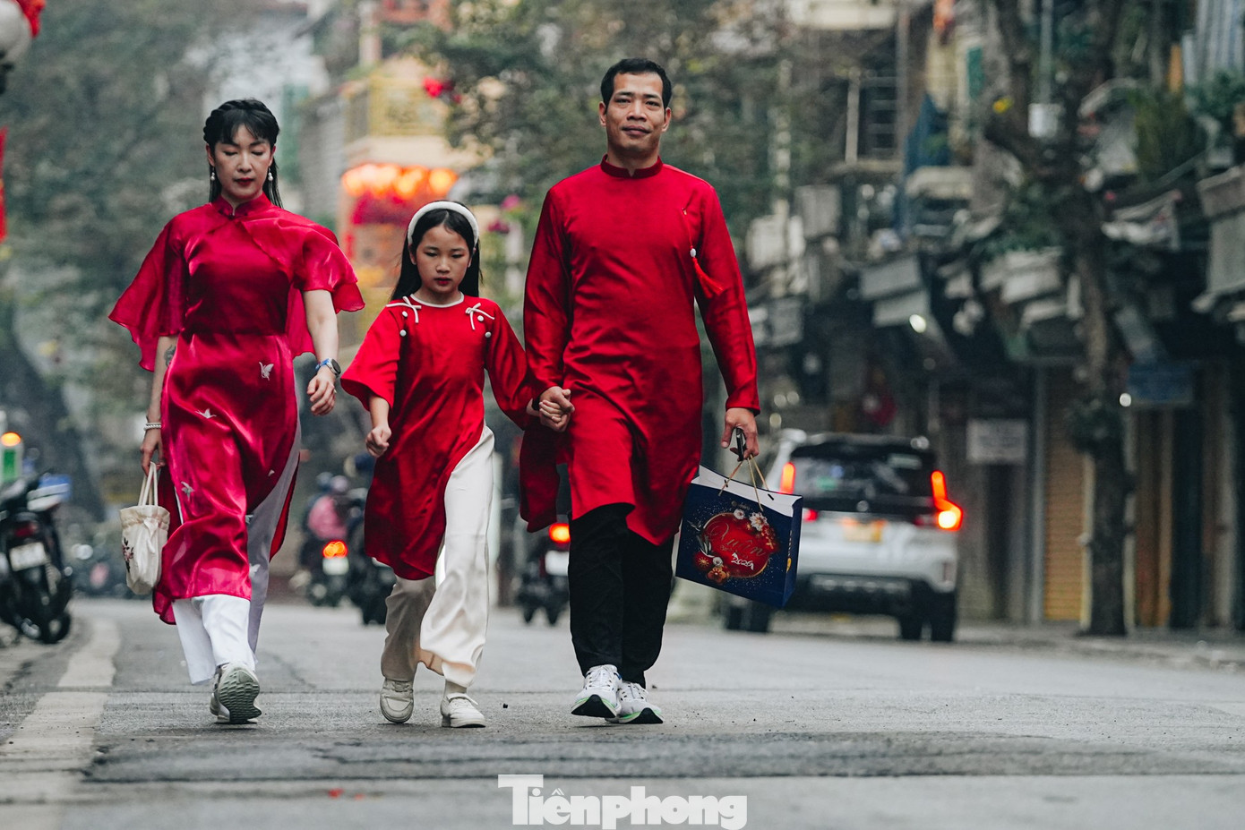 Vẻ đẹp hiếm có của Hà Nội trong buổi sáng đầu năm- Ảnh 10.