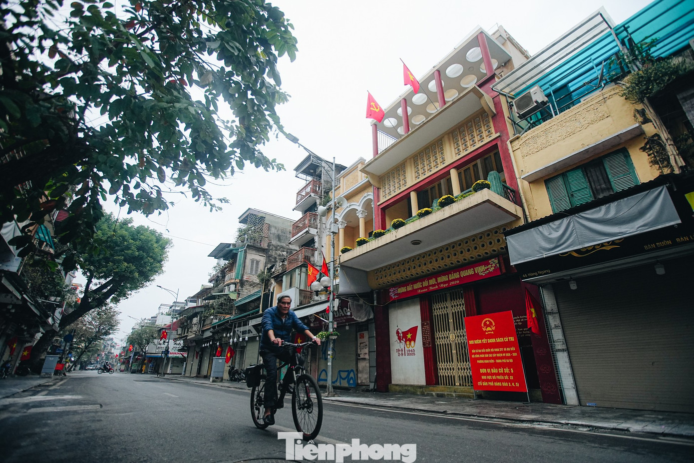 Vẻ đẹp hiếm có của Hà Nội trong buổi sáng đầu năm- Ảnh 8.