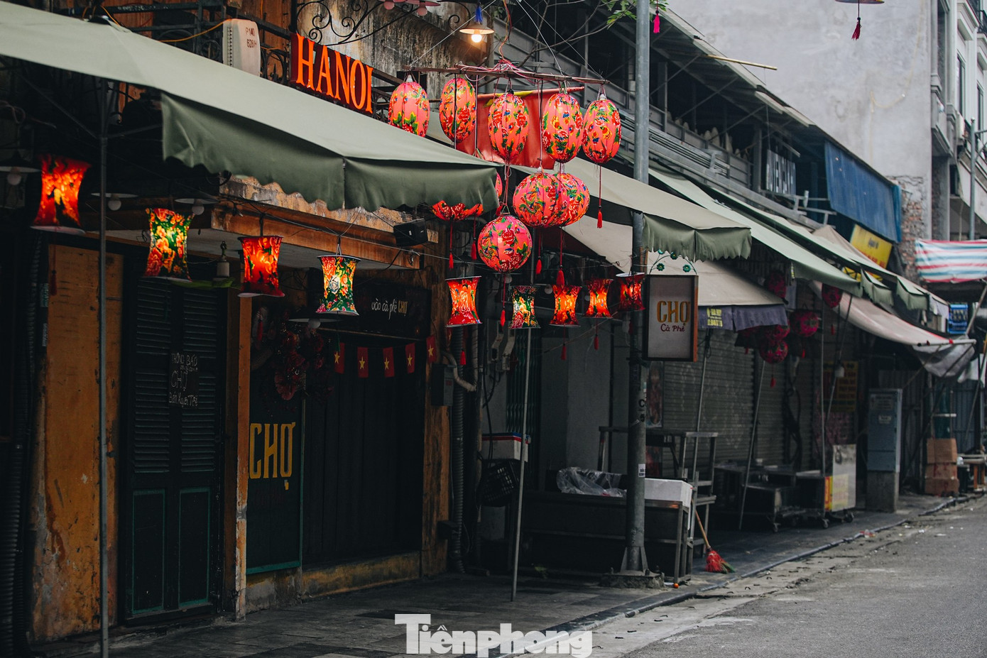 Vẻ đẹp hiếm có của Hà Nội trong buổi sáng đầu năm- Ảnh 24.