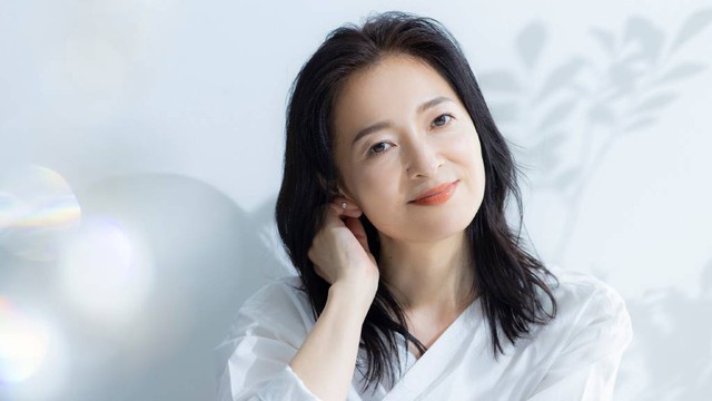 Phụ nữ sau 40: Ăn Tết sao để “hồi xuân” vóc dáng, không tích mỡ, không mất cơ?- Ảnh 1.