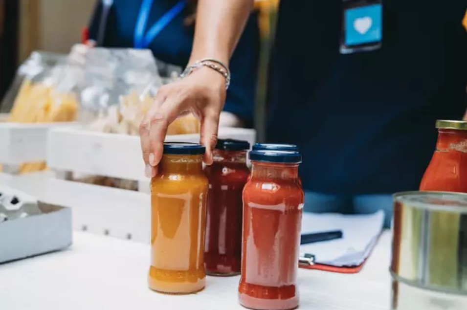 Ung thư đại trực tràng ở người trẻ tăng 45%, chuyên gia cảnh báo 7 nhóm thực phẩm nên hạn chế- Ảnh 2. Ung thư đại trực tràng ở người trẻ tăng 45%, chuyên gia cảnh báo 7 nhóm thực phẩm nên hạn chế- Ảnh 2.