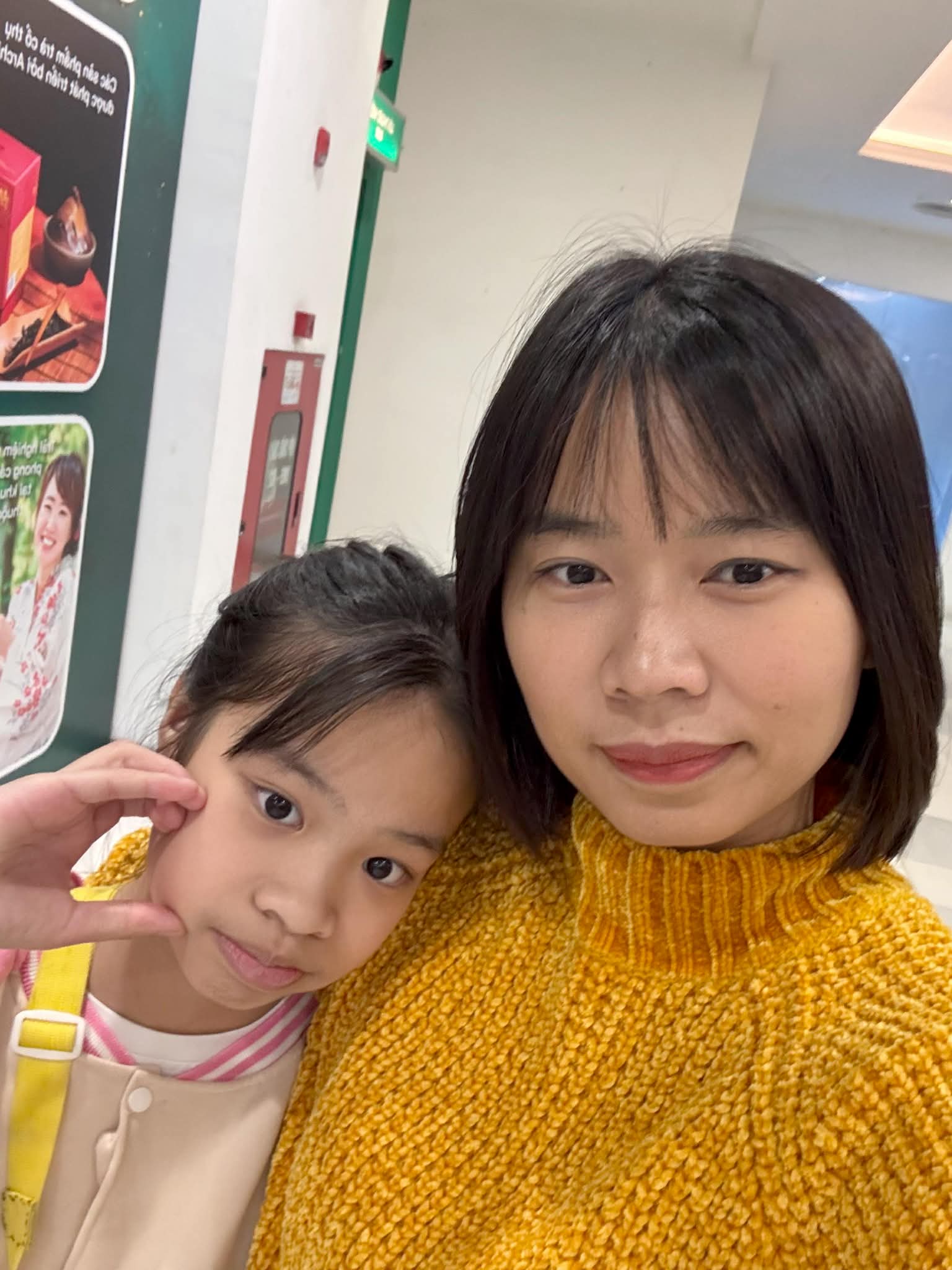 Con gái hỏi: “Tiền lì xì của con sao mẹ giữ?” - Bà mẹ Hà Nội có cách ứng xử quá hợp lý, con học được bài học "xịn sò"- Ảnh 1.