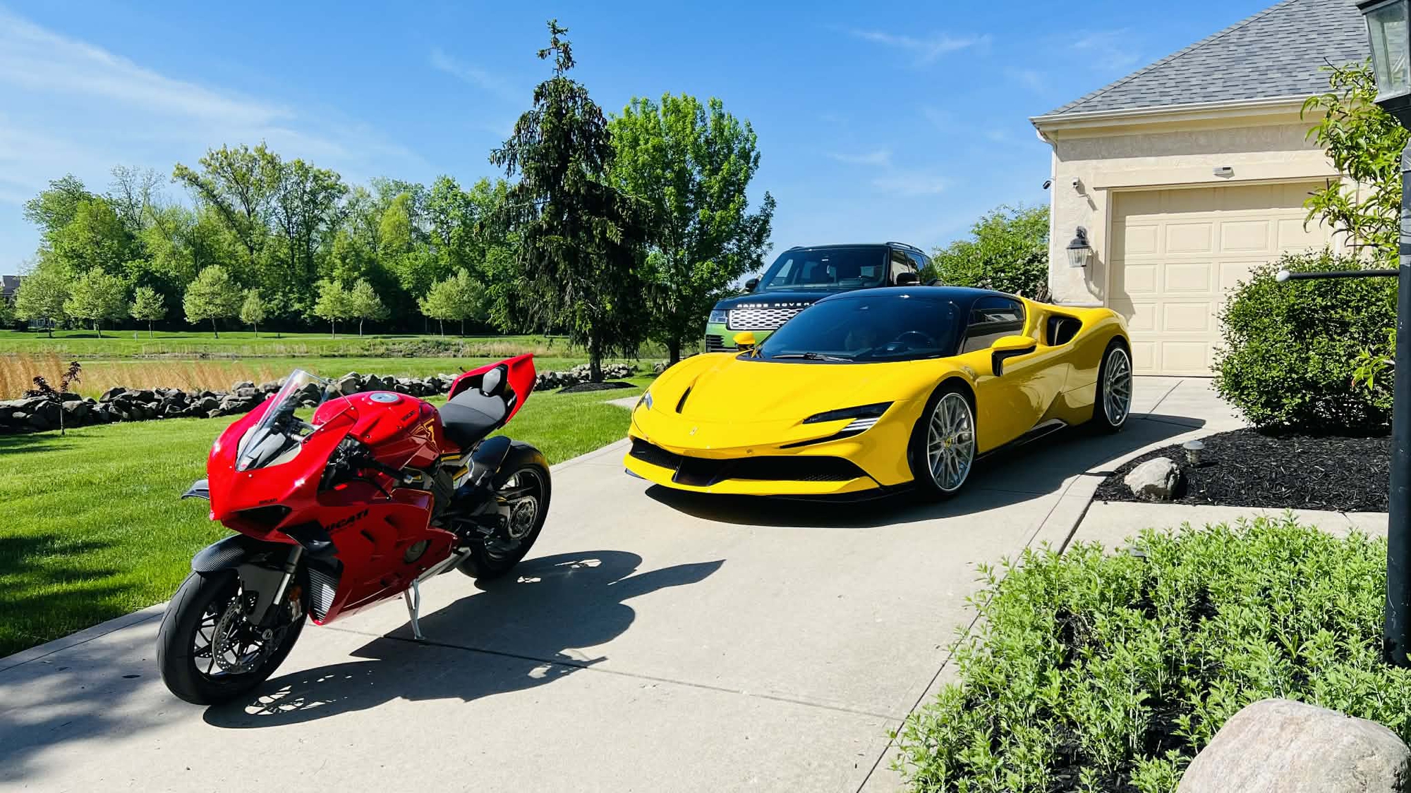 Sinh năm Ngọ, chơi ‘xe ngựa’ triệu đô: Long Trần (Gia Lai Team) và triết lý mua siêu xe không giống ai- Ảnh 15.