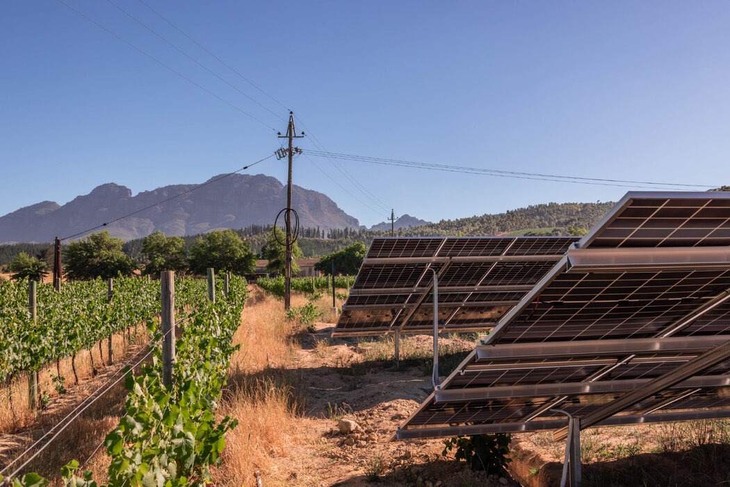 Quốc gia xa xôi "đổi đời" nhờ 1 thứ của Trung Quốc- Ảnh 2.