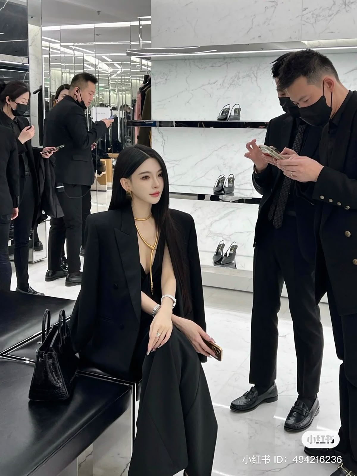 Hồi kết của người giàu giả trong Nghệ Thuật Lừa Dối Của Sarah- Ảnh 5.