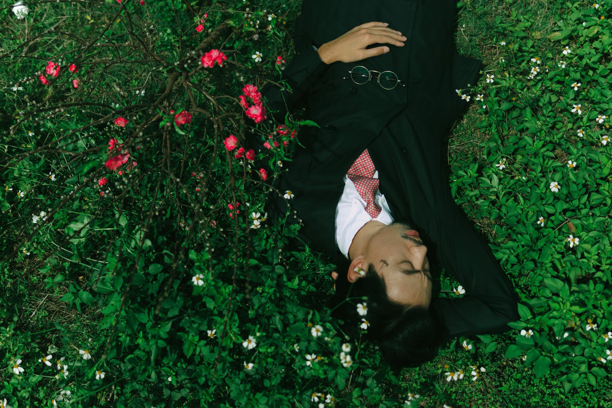 Cái Tết của Đen Vâu và Hoàng Thuỳ Linh- Ảnh 6. Cái Tết của Đen Vâu và Hoàng Thuỳ Linh- Ảnh 6.