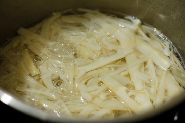 Nấu canh măng chớ bỏ qua 3 thao tác quan trọng: Măng mềm nhừ, mùi không hăng, nước canh trong- Ảnh 2. Nấu canh măng chớ bỏ qua 3 thao tác quan trọng: Măng mềm nhừ, mùi không hăng, nước canh trong- Ảnh 2.