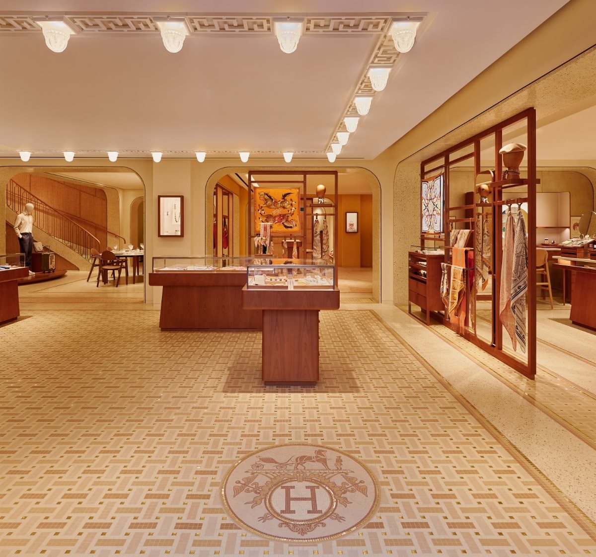 Năm Ngựa nói chuyện Hermès: "Cỗ xe" 16 tỷ Euro miễn nhiễm khủng hoảng, lãi kỷ lục bất chấp thế giới thắt lưng buộc bụng- Ảnh 3.