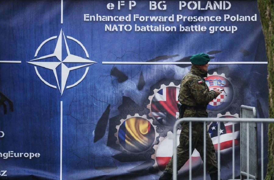 Vũ khí hạt nhân đang tiến gần hơn đến biên giới Nga- Ảnh 1.