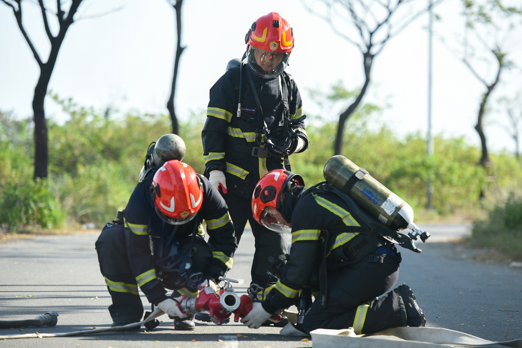 Những “người sắt” của Tổ PCCC&CNCH đặc biệt tinh nhuệ ở Đà Nẵng - Ảnh 10.