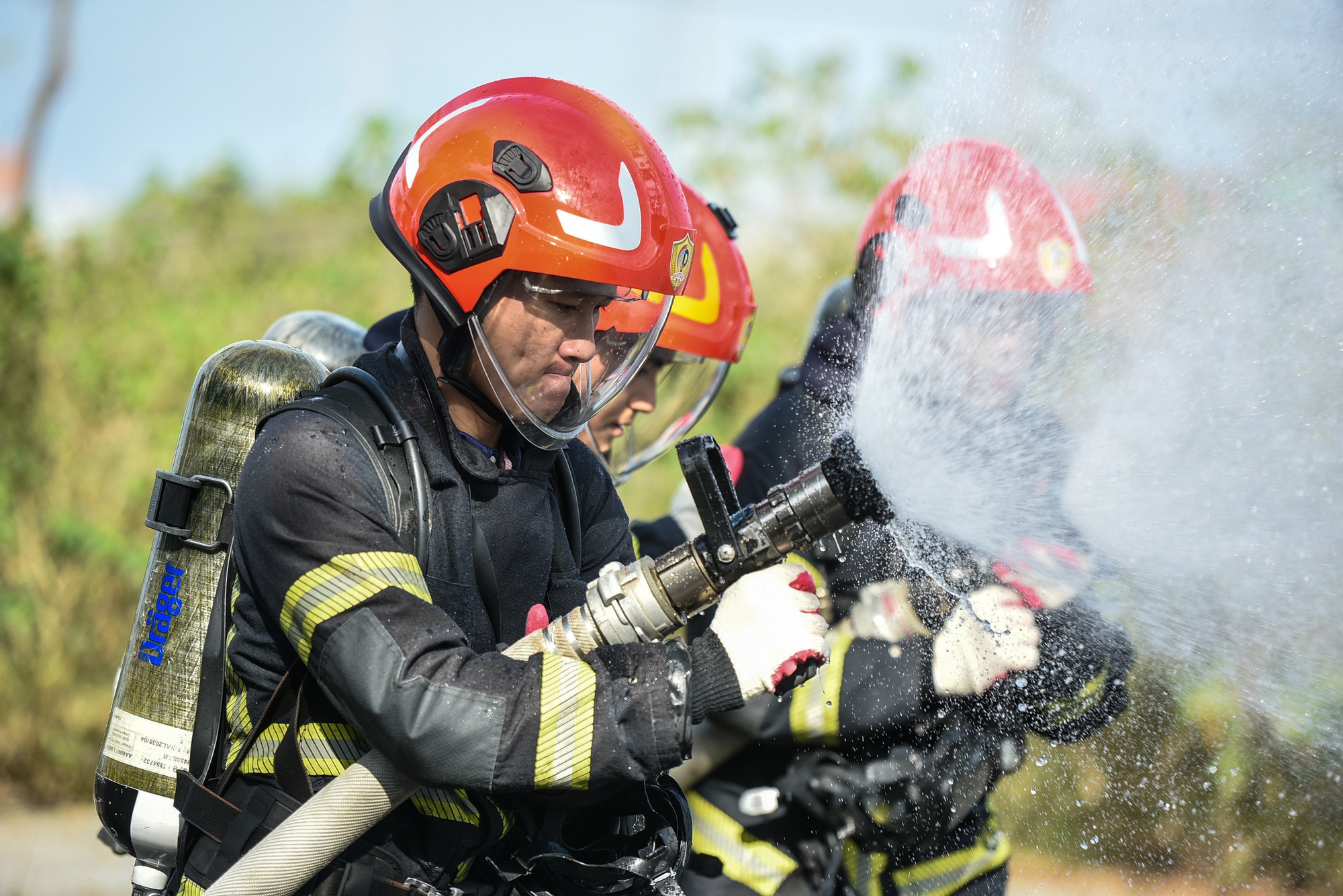 Những “người sắt” của Tổ PCCC&CNCH đặc biệt tinh nhuệ ở Đà Nẵng - Ảnh 2.