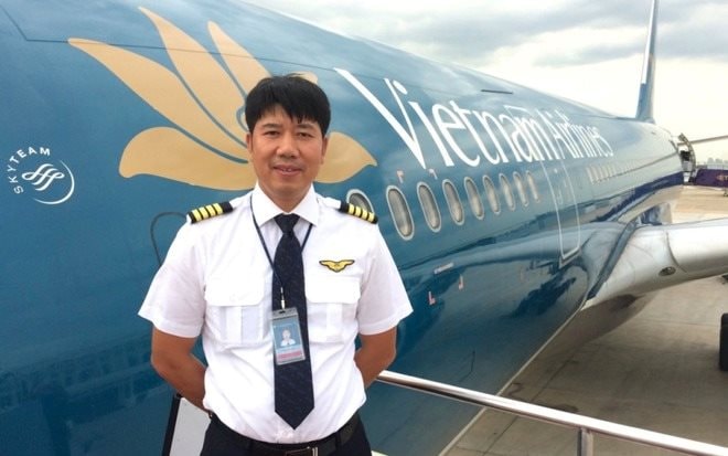 Cơ trưởng Vietnam Airlines Phạm Đình Hưng: Gần 60 tuổi vẫn phải liên tục rèn thể lực, ai muốn vào nghề, bên cạnh thu nhập, hãy lưu tâm đến sự khắc nghiệt- Ảnh 2.