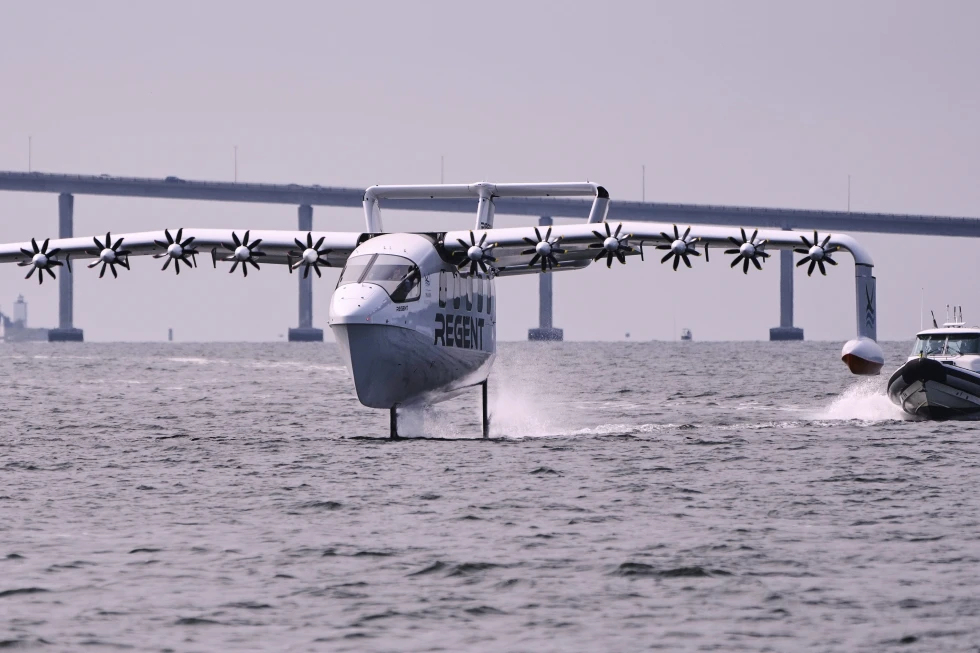 Phà chở khách có cánh - Ảnh 6.