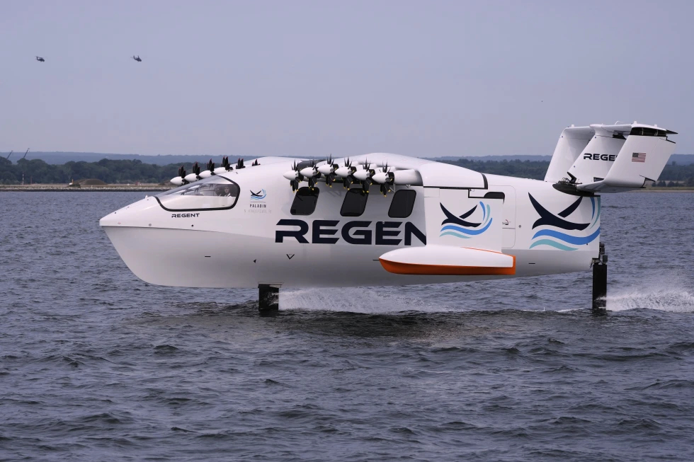 Phà chở khách có cánh - Ảnh 7.