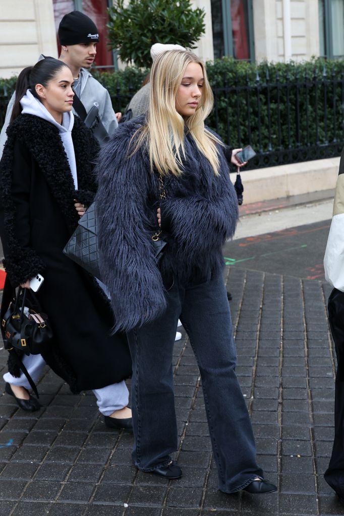 Tiểu thư Harper Beckham học hệ giáo dục tinh hoa 1 tỷ/năm, được lót sẵn đường trở thành người thừa kế đế chế 13.000 tỷ- Ảnh 2.