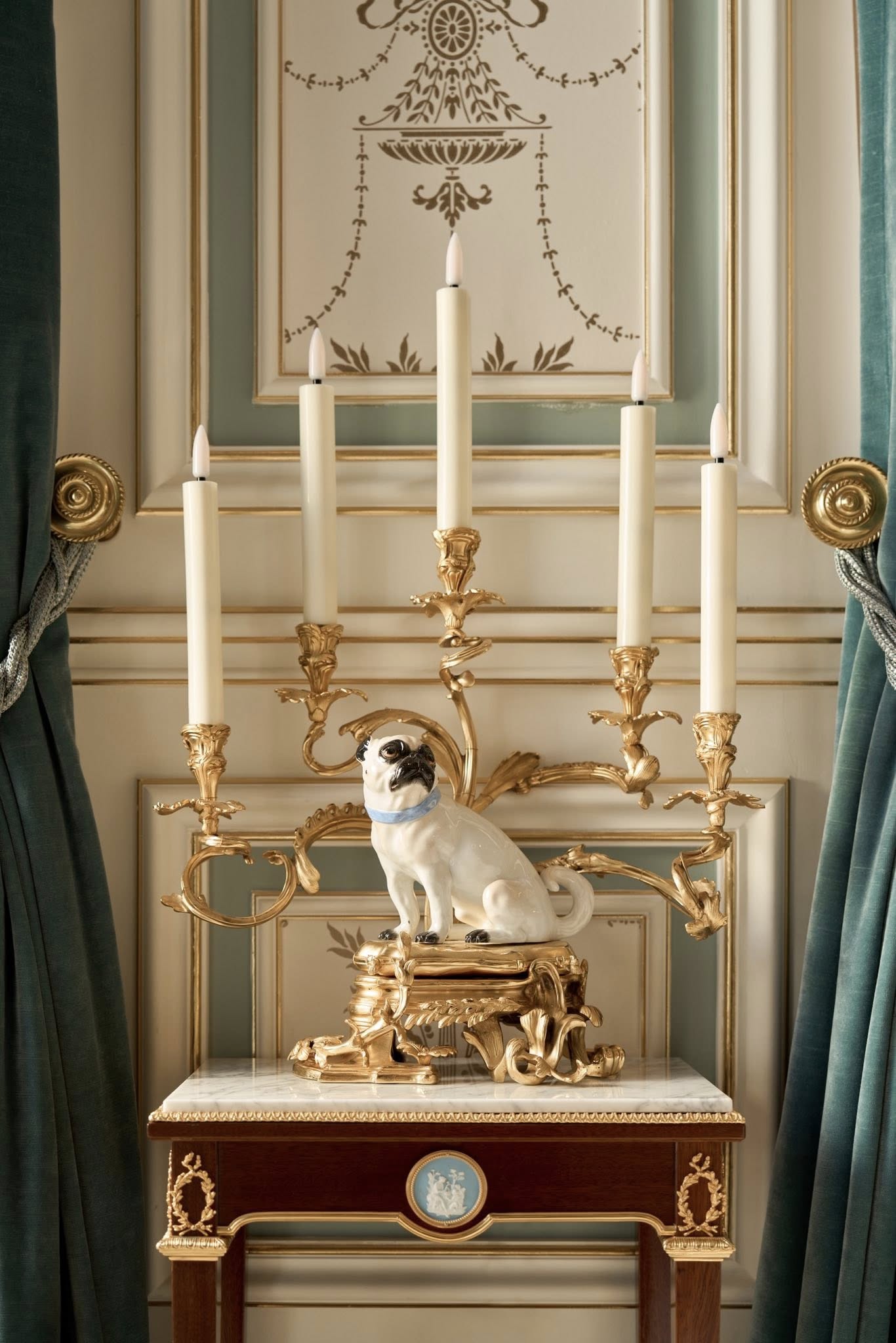 Biệt thự triệu đô ở TP.HCM của Thái Công bị chê "nhìn thôi đã thấy mệt" - Ảnh 10.