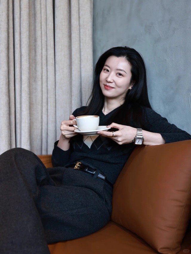 Lập Xuân 2026: Đừng mải mê đi lễ xa, 3 góc này trong nhà mà bẩn thì Thần Tài đi qua cũng "lắc đầu" - Ảnh 1.