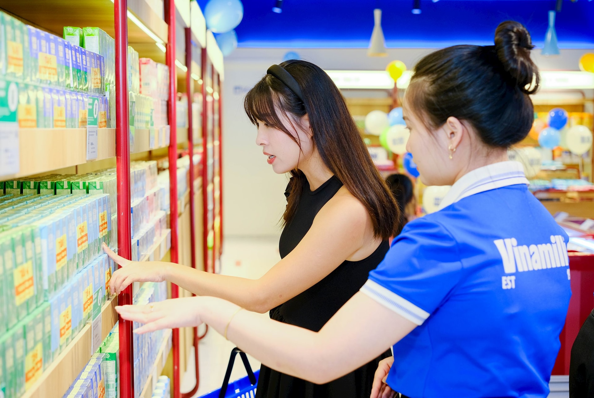 Quý 4/2025: Vinamilk tiếp tục lập đỉnh doanh thu mới, vượt mốc 17 nghìn tỷ đồng - Ảnh 2.