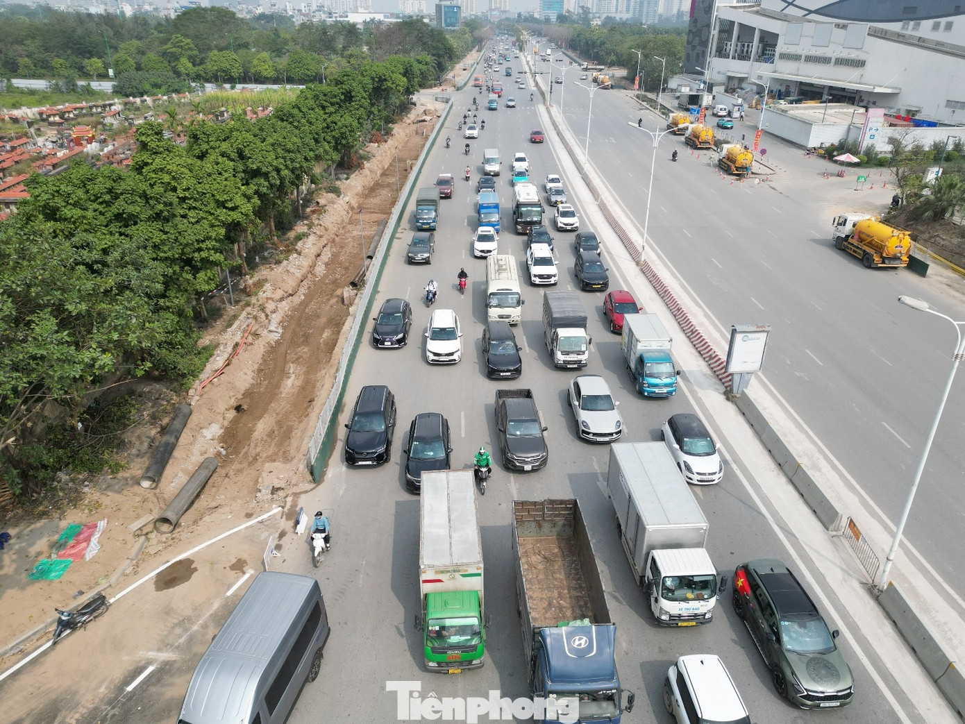 Xe đi lại thế nào khi điều chỉnh giao thông tại công trình hầm chui nút giao Cổ Linh?- Ảnh 7.