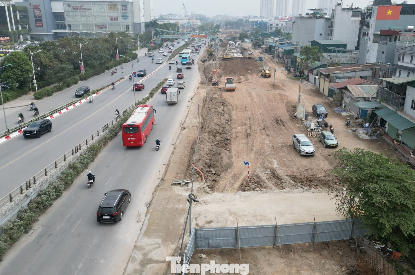 Xe đi lại thế nào khi điều chỉnh giao thông tại công trình hầm chui nút giao Cổ Linh?- Ảnh 9.