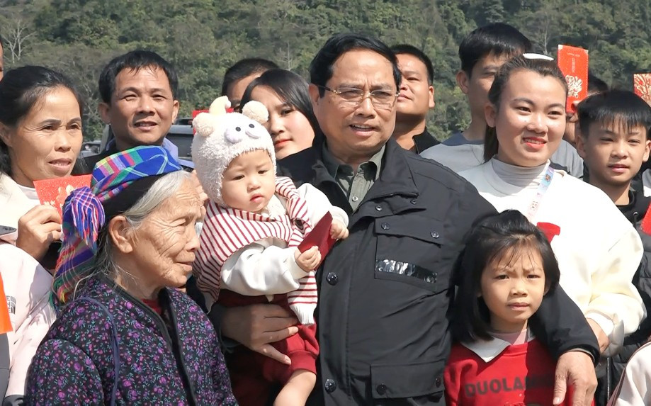 Thủ tướng yêu cầu thông xe cao tốc nối tới cửa khẩu Lạng Sơn trước ngày 30/4- Ảnh 1.