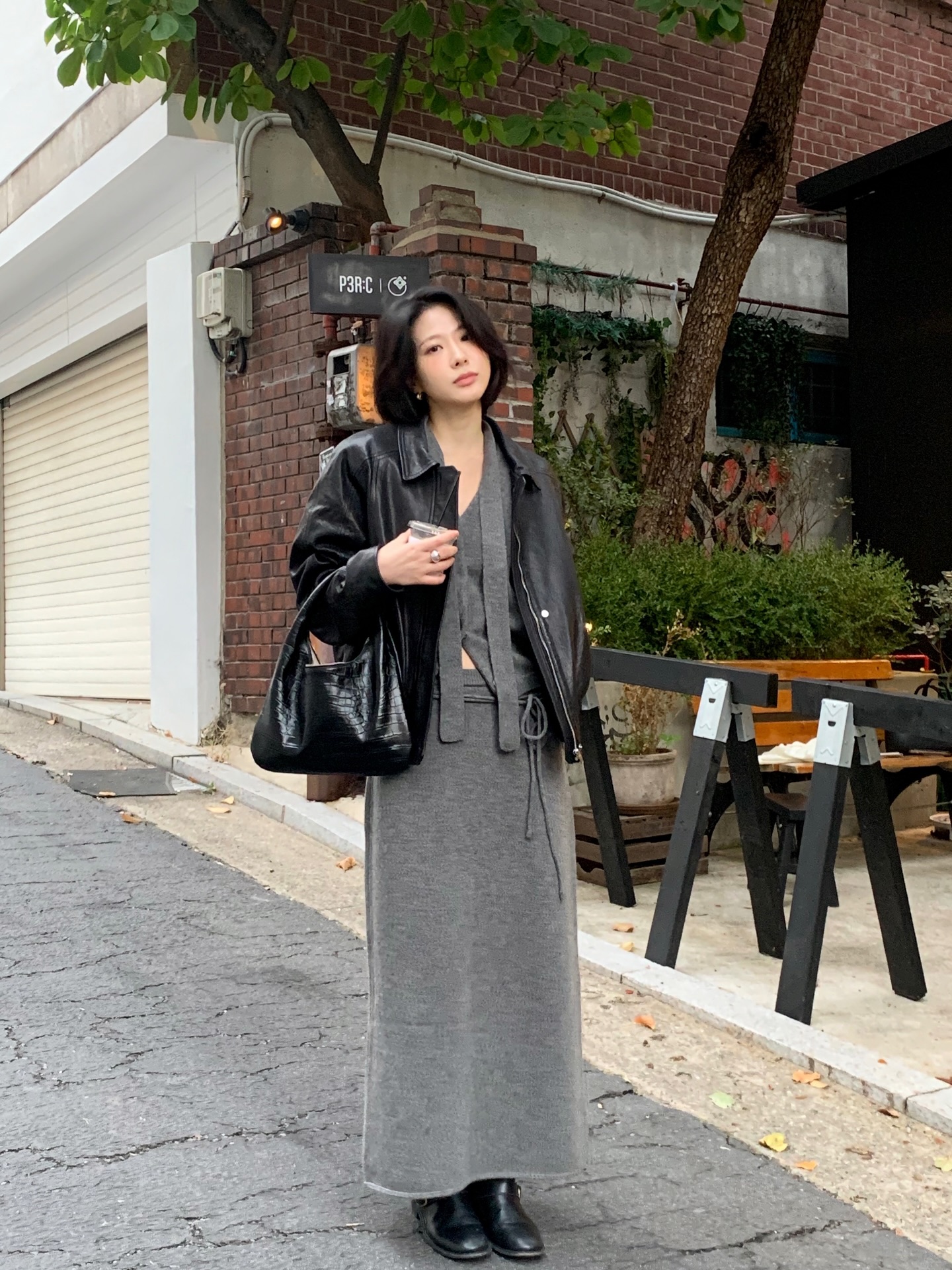 Trước Tết cắt tóc ngắn, nàng ghim ngay 5 combo trang phục giúp mặc đẹp cả năm- Ảnh 8.