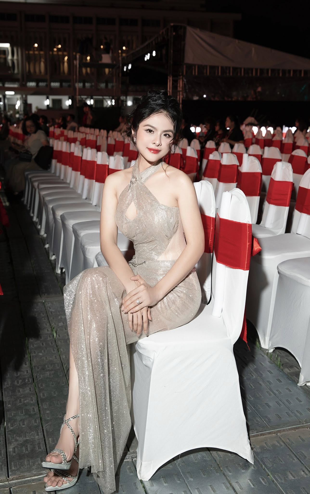 Nữ nghệ sĩ tuổi ngựa là bà chủ khu nghỉ dưỡng 50.000m2, hai spa ở TP.HCM, sinh 4 con cho đại gia- Ảnh 13.