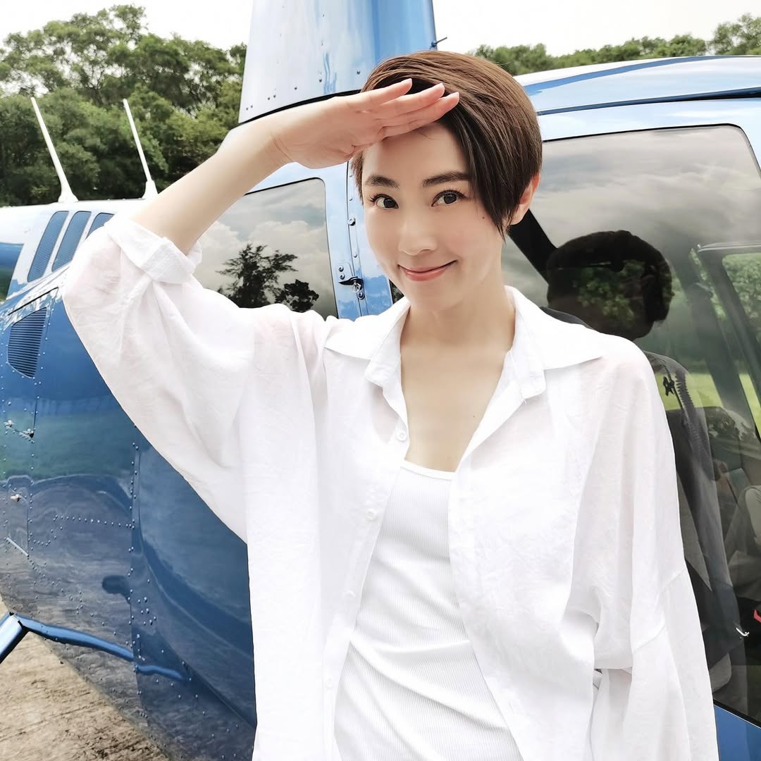 "Kiều nữ chứng khoán showbiz" sắp cưới lần 2, hôn phu là soái ca ngành bảo hiểm và có con riêng- Ảnh 6. "Kiều nữ chứng khoán showbiz" sắp cưới lần 2, hôn phu là soái ca ngành bảo hiểm và có con riêng- Ảnh 6.