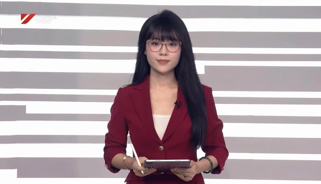 MC tuổi Ngọ xinh đẹp của Vietnam Today: "5 phút trước khi lên sóng là khoảng thời gian thót tim nhất"- Ảnh 2.