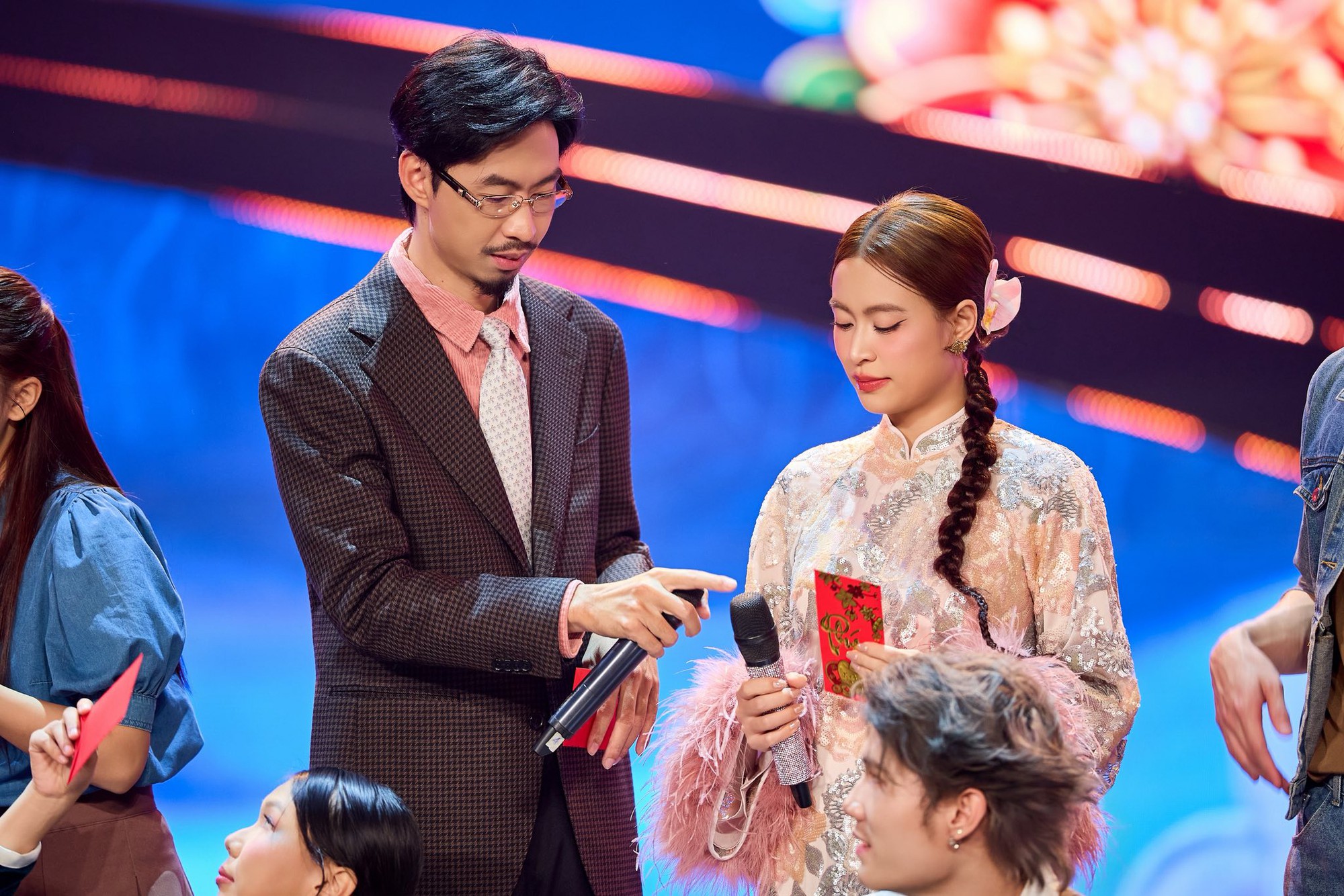 Hoàng Thuỳ Linh và Đen Vâu công khai?- Ảnh 4.