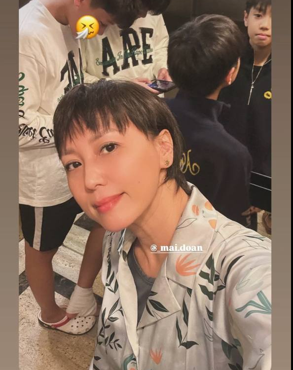 Mẹ Doãn Hải My diện áo dài, xách túi hiệu du xuân, visual trẻ đẹp không tuổi chuẩn "mẹ vợ hot nhất làng bóng đá"- Ảnh 5.