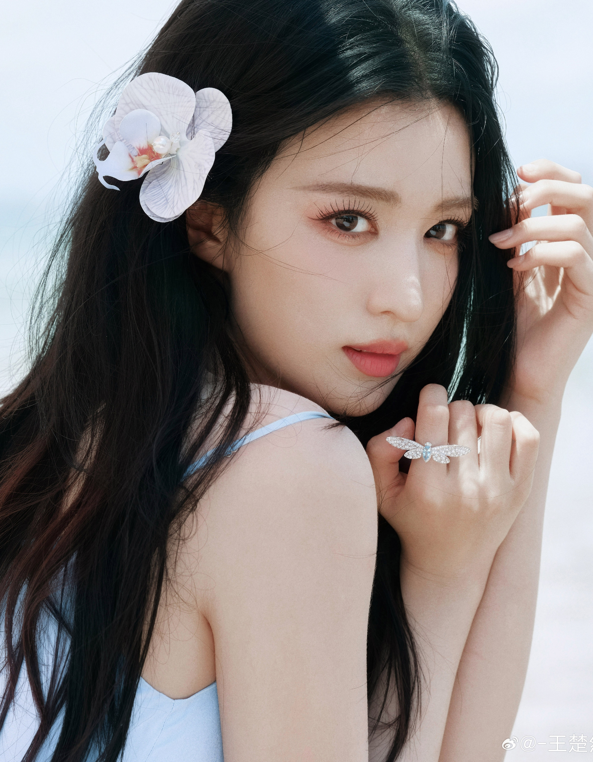 Mỹ nhân đổi đời trên sóng đài quốc gia: Visual thoát tục, đẹp đến mức xuất hiện 20 giây tăng 70 nghìn người theo dõi - Ảnh 5.