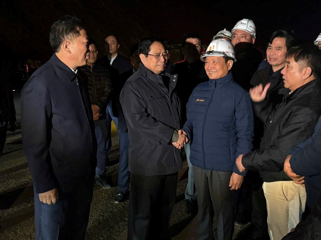 Thủ tướng Phạm Minh Chính thị sát xuyên Tết: Chốt 30/4 khánh thành 2 siêu cao tốc 37.000 tỷ đồng- Ảnh 4.