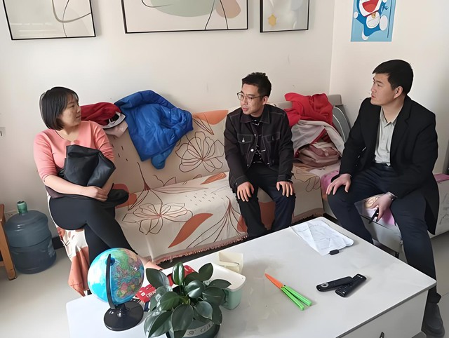 Ăn Tết, mẹ tôi mừng tuổi con gái anh họ 3 triệu, còn con tôi chỉ nhận được một tờ giấy, tôi quyết định cắt đứt quan hệ- Ảnh 2.