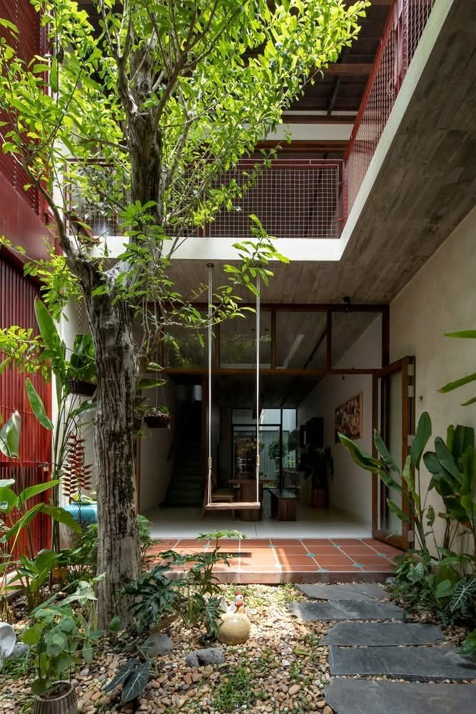 Ngôi nhà thiết kế mở đón gió và ánh sáng tự nhiên từ nhiều phía- Ảnh 4.