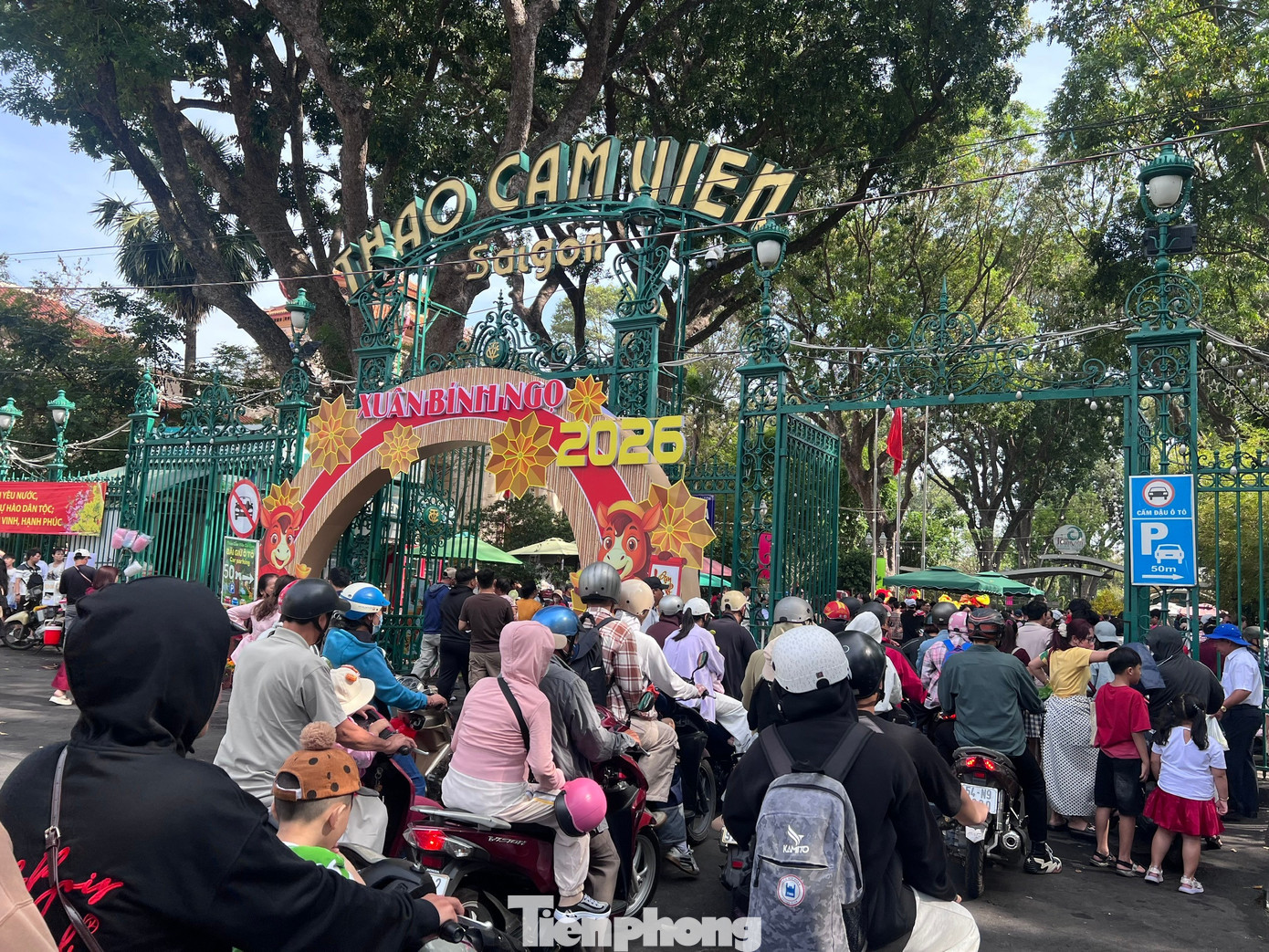 Thảo Cầm Viên Sài Gòn chật kín người du xuân- Ảnh 1.