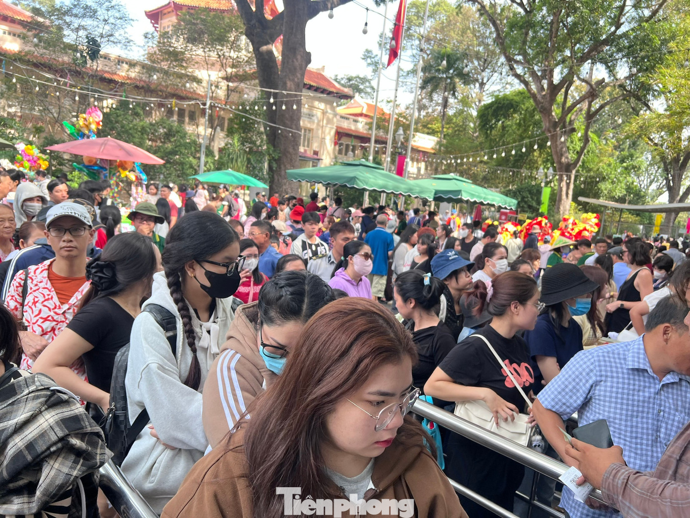 Thảo Cầm Viên Sài Gòn chật kín người du xuân- Ảnh 3.