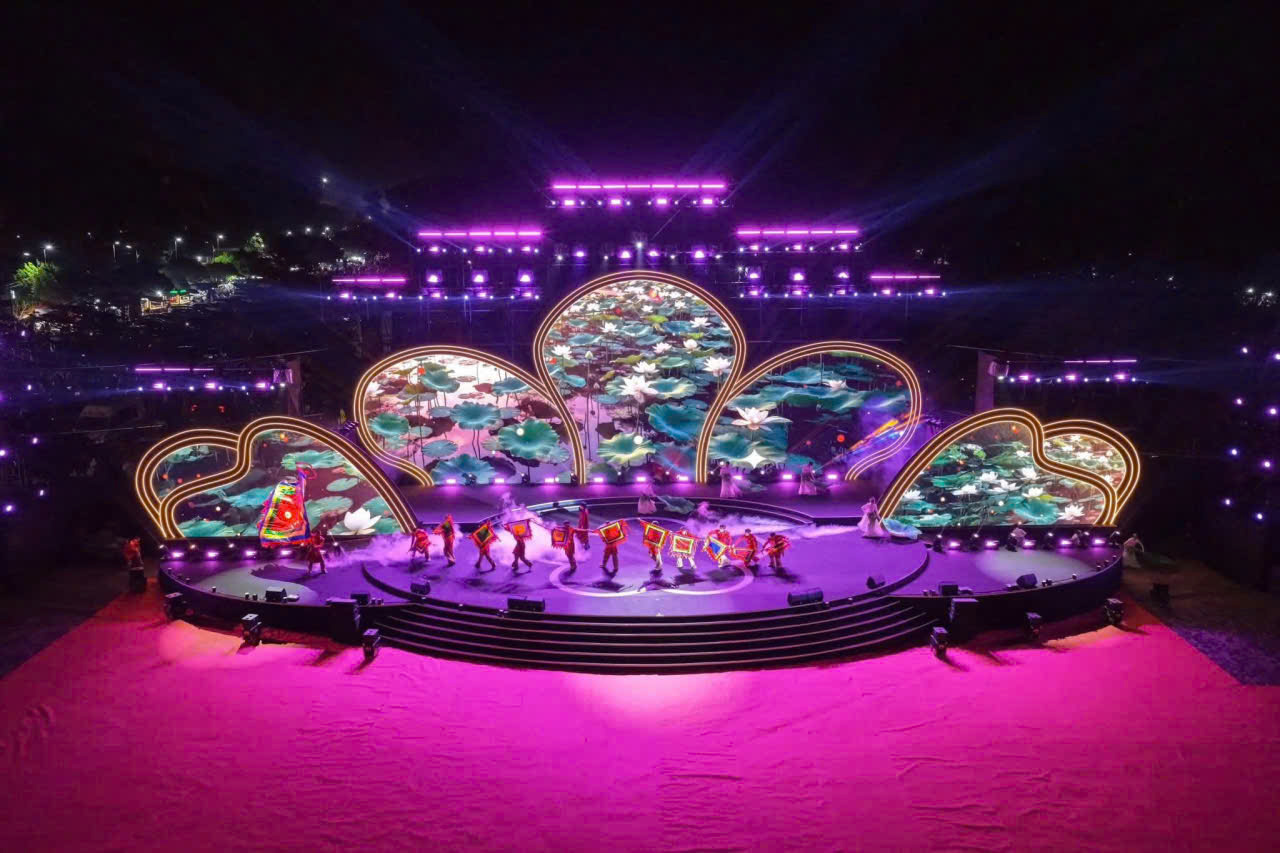 300.000 người đổ về Hội Xuân núi Bà Đen năm 2026- Ảnh 11.