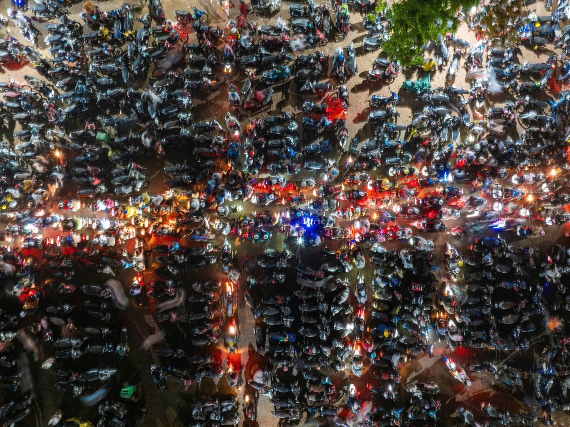 300.000 người đổ về Hội Xuân núi Bà Đen năm 2026- Ảnh 4.