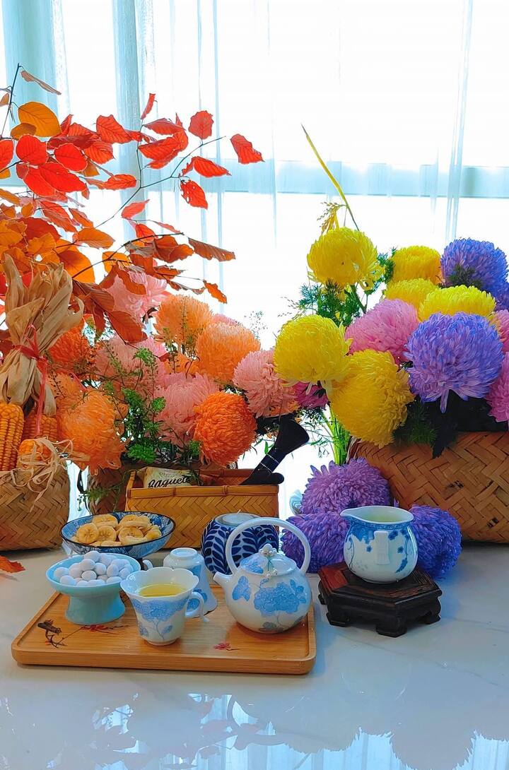 Ngắm những bình hoa cúc cổ đẹp nao lòng của mẹ đảm Hà Nội- Ảnh 20.