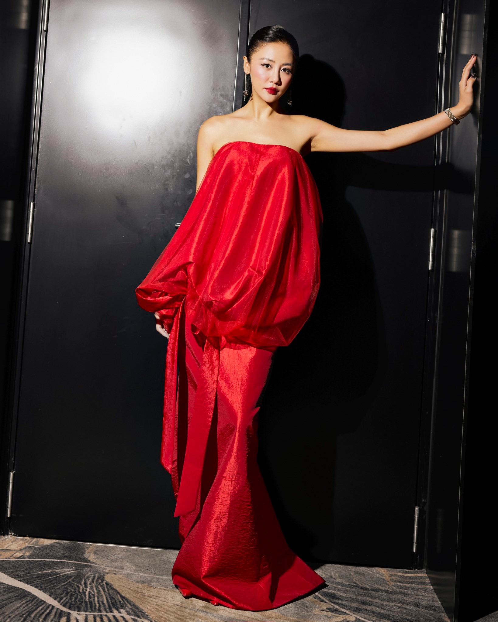 “Kẻ về nhì mạnh nhất lịch sử”: Mỹ nhân hot nhất siêu phẩm trăm tỷ, thủ khoa thanh nhạc nhiều album hàng đầu Việt Nam - Ảnh 8.