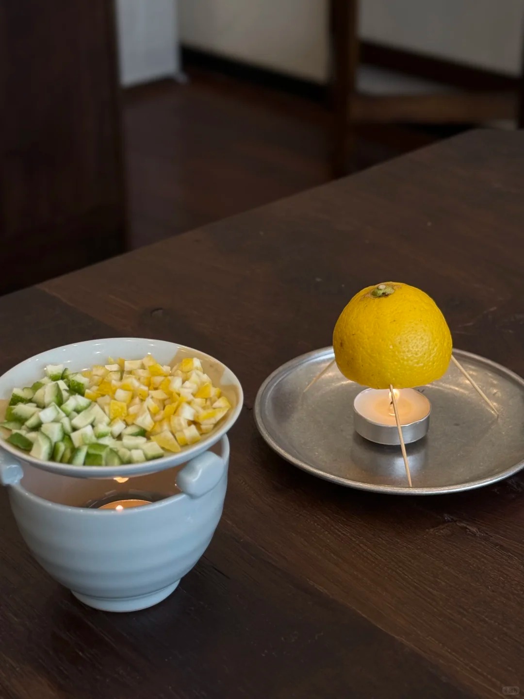 Tôi từng để chanh mốc trong tủ lạnh, cho đến khi phát hiện 15 công dụng này khiến cả căn nhà thơm sạch bất ngờ - Ảnh 7.